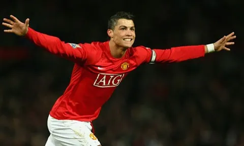 "Hàng thủ như đùa của Man Utd đối mặt ra sao với Ronaldo?"
