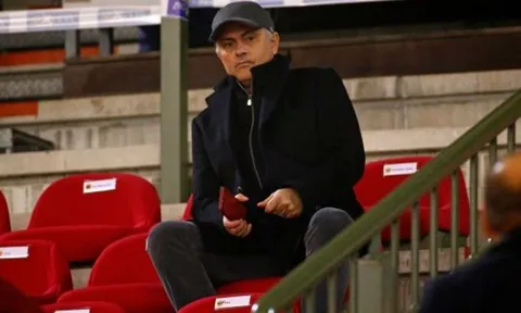 Mourinho hé lộ lí do đến Bỉ dự khán