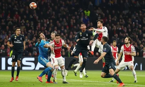 3 điều rút ra trận Ajax 1-2 Real Madrid: Los Blancos dùng "khổ nhục kế"