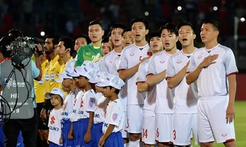 ĐT Việt Nam và 'đôi chân' của nhà vô địch