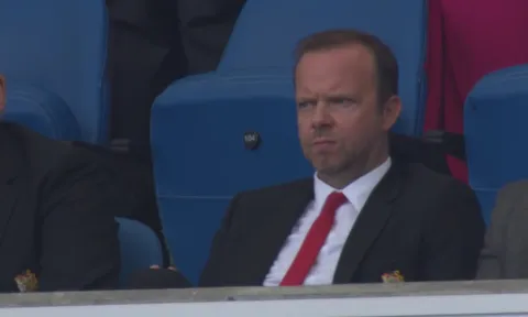 Ed Woodward ngao ngán sau thất bại của Man Utd