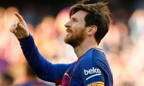 24 giờ tới, Juventus sẽ chốt hợp đồng với Ramsey?