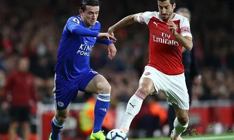 4 lần "thần may mắn" đã mỉm cười với Arsenal ở mùa giải này