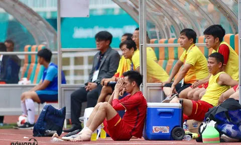 TRỰC TIẾP U23 Việt Nam 1-1 U23 UAE (Pen 3-4): Gục ngã đáng tiếc trên loạt "đấu súng"