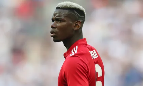 Gánh nặng trên đôi vai Pogba, Mourinho đừng phớt lờ thêm nữa