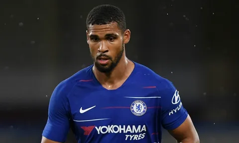 Vung tiền mua "tiểu Coutinho", Sarri sẽ tái hiện bi kịch