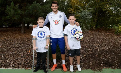 Morata trở lại tập luyện và giao lưu với người khuyết tật