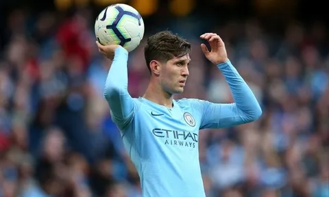 Trung vệ tuyển Anh muốn dành cả sự nghiệp cho Man City
