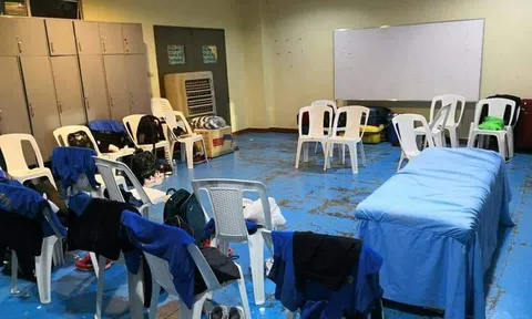 Làm khách của Philippines, Thái Lan nhận phòng thay đồ siêu tệ