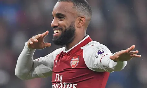 'Thật may vì Arsenal không bán tôi'