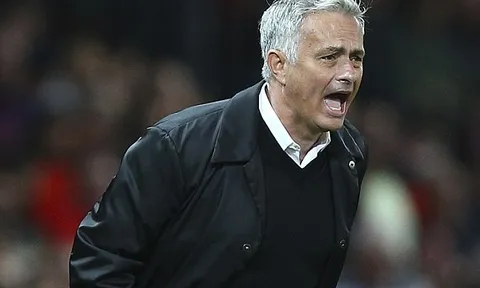 Cửa Mourinho bị sa thải đang rộng hơn bao giờ hết