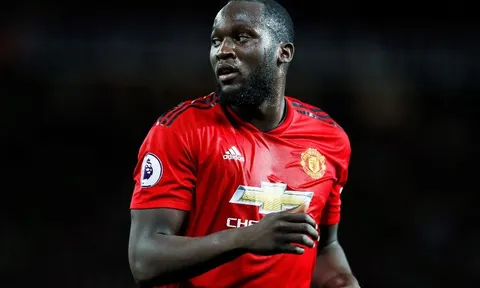 Mourinho, Lukaku, Sanchez, Pogba: Sai lầm nối tiếp sai lầm