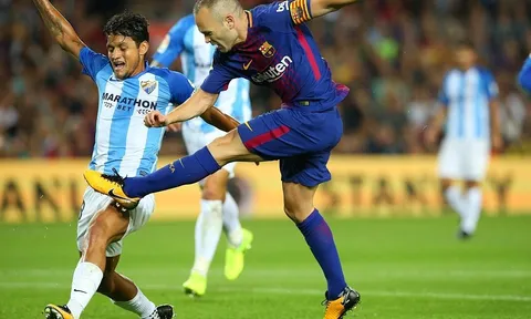 5 điểm nhấn Barca 2-0 Malaga: 2 năm Iniesta mới lại ghi bàn