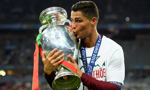 5 điểm nhấn Italia 0-0 Bồ Đào Nha: 'Quái kiệt' trở lại; Lịch sử chờ Ronaldo