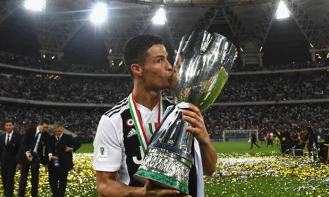 5 điểm nhấn Juventus 1-0 AC Milan: Ronaldo quá son, Higuain quá 'đen'