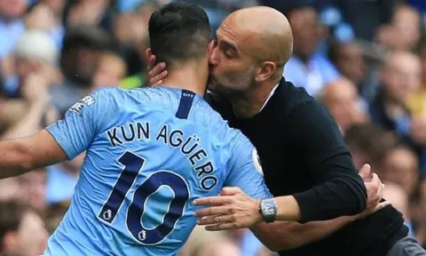 5 điểm nhấn Man City 6-1 Huddersfield: Aguero đi vào lịch sử, Ederson là vô giá