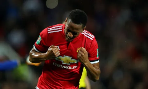 5 điểm nhấn sau trận Man Utd 4-1 Burton: Báu vật Martial, bi kịch của Rashford