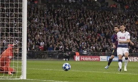 5 điểm nhấn Tottenham 2-4 Barca: Messi suýt có poker, Cánh én đơn độc Harry Kane