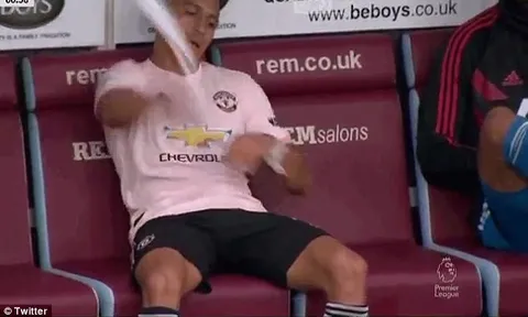 5 điều có thể bỏ lỡ ở vòng 4 Premier League: Sanchez bật Mourinho?