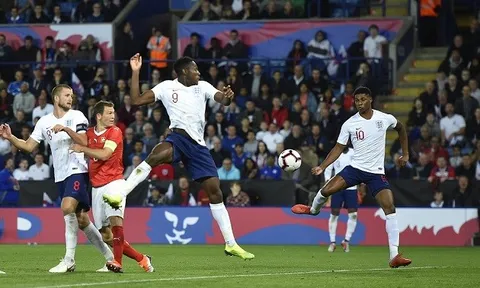 5 điều đọng lại sau loạt đấu của Tam sư: Rashford thăng hoa, Luke Shaw gặp vận đen