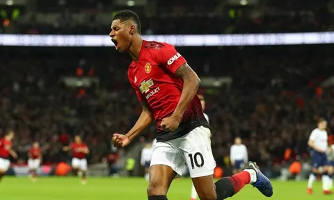"Mỗi khi Rashford có bóng, chẳng hậu vệ nào cản nổi cậu ấy cả"