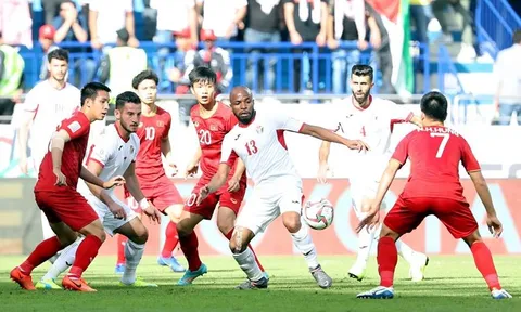 HLV Lê Thụy Hải: "ĐT Việt Nam đã đá cho Jordan phải hoảng loạn"
