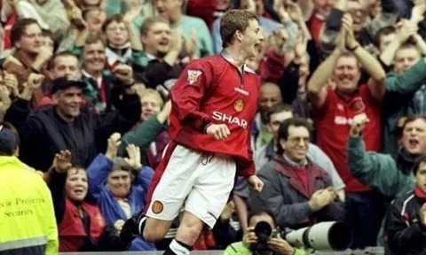 Ngày này 20 năm trước Solskjaer từng làm điều chưa bao giờ ai làm được