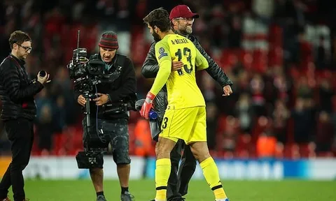 Ferdinand: "Vì một điều đơn giản, Klopp đã hơn Mourinho"