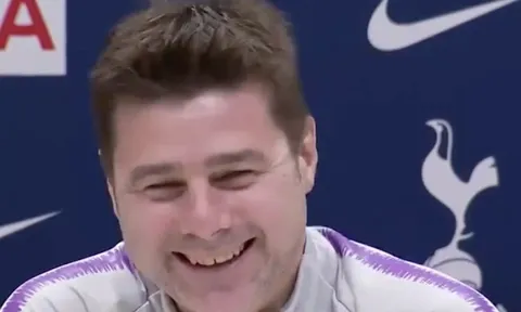 Bị cuốn vào tin đồn với Man Utd, Pochettino có phản ứng "vô giá"