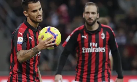 Nóng: Chelsea gặp đối thủ "cứng cựa" trong cuộc đua chiêu mộ sao AC Milan