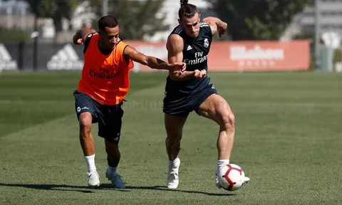 Gareth Bale khoe cơ bắp khủng trên sân tập