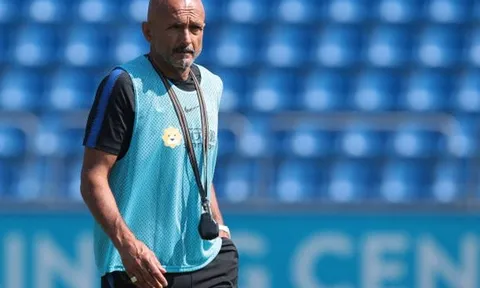Đã rõ lí do Mourinho 'phát điên' đòi tẩn trợ lý của HLV Sarri