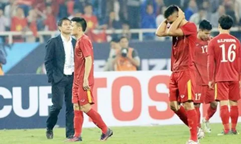 6 HLV ngoại muốn thay Hữu Thắng dẫn dắt đội tuyển Việt Nam