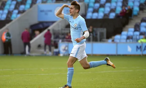 60 cầu thủ sinh năm 2000 xuất sắc nhất (Phần 1): Dybala mới trong lò Man City
