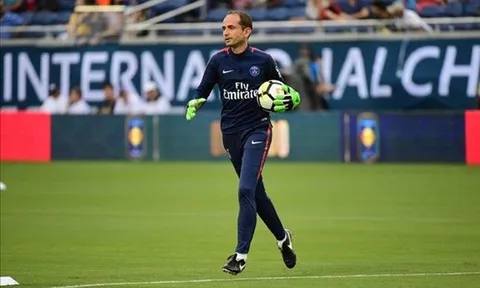 Arsenal thể hiện tham vọng từ vị trí... thủ môn!