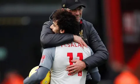 Salah lập hattrick, Klopp gửi lời "ruột gan" tới trò cưng