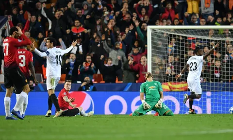 Fan Man United chỉ ra cái tên đang "trộm" đi "nguồn sống" của đội bóng