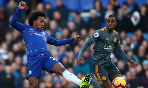 Fan Chelsea không tin nổi điều Willian đã làm ở trận thua Leicester