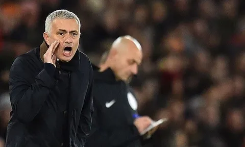 SỐC: Pogba bật lại Mourinho, chỉ ra 'điểm hạn chế' trước Arsenal