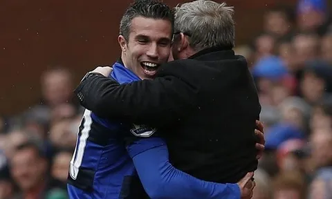 10 khoảnh khắc ấn tượng nhất của Van Persie trong màu áo Man Utd