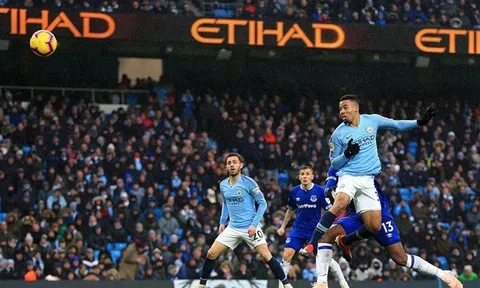 Aguero sẽ phải lo sợ khi chứng kiến màn trình diễn của cái tên này