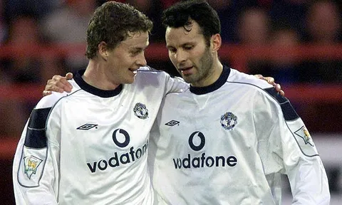 Ryan Giggs chỉ ra điều kiện Solskjaer phải làm để giữ ghế HLV M.U