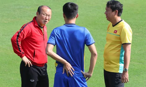 BLV Quang Huy: "HLV Park luôn có những quyết định, chiêu thức lạ"