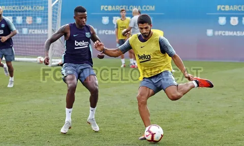 Luis Suarez căng thẳng vì phong độ tồi