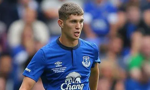 8 bản hợp đồng thành công nhất ở phiên chợ Đông Premier League