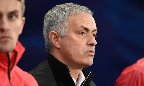 CĐV Man Utd: 'Chúng ta sẽ không thể vào lại top 4 trước năm mới'