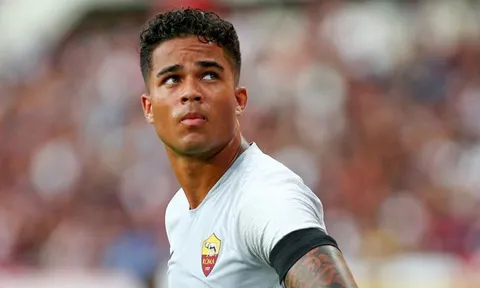 Justin Kluivert đã đúng khi từ chối Man United