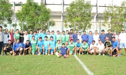 Nhà vô địch AFF Cup 2008 thi đấu gây quỹ từ thiện