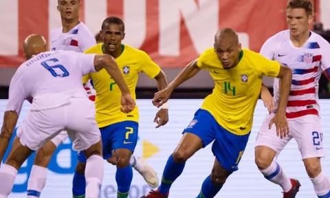 Fabinho gửi thông điệp đến Klopp sau màn tái xuất ở ĐT Brazil