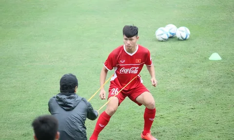 Tân binh ĐT Việt Nam quyết tâm ghi điểm trong mắt thầy Park